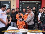 Polres OKI Ungkap Kasus Pembunuhan dalam Waktu Singkat, Tiga Tersangka Dibekuk di Indralaya Polres OKI Ungkap Kasus Pembunuhan dalam Waktu Singkat, Tiga Tersangka Dibekuk di Indralaya