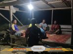 Malam di Banyu Biru OKI: Patroli Siskamling Sinergis, Keamanan Tetap Terjaga Malam di Banyu Biru OKI: Patroli Siskamling Sinergis, Keamanan Tetap Terjaga