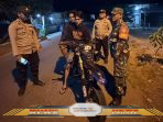 Patroli Siskamling Babinsa dan Masyarakat Desa Terate Berjalan Aman dan Sukses Patroli Siskamling Babinsa dan Masyarakat Desa Terate Berjalan Aman dan Sukses